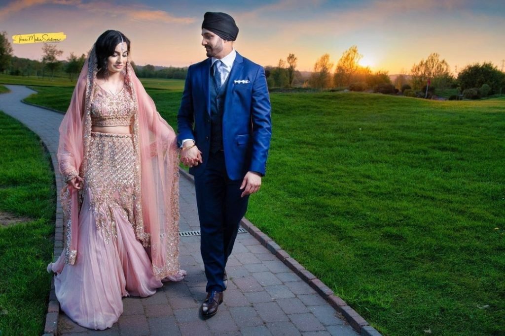 Unforgettable Wedding Photos-Stay Natural and Relaxed